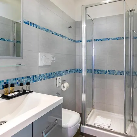 Romac Mazzini With 5 Bedrooms Near The Vatican Apartment